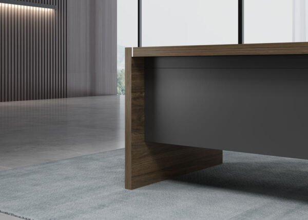 Luxury Wooden Executive Desk Set